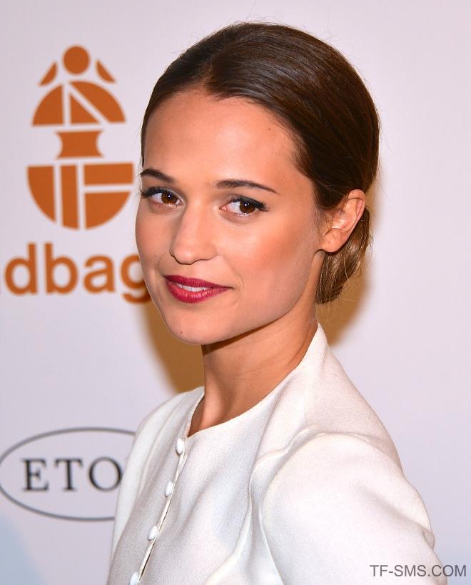 Alicia Vikander