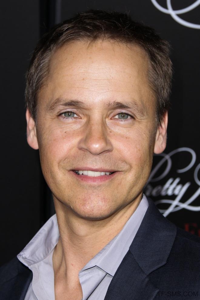 Chad Lowe