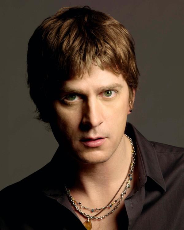 Rob Thomas 