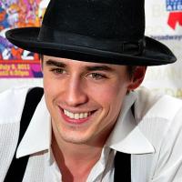 Reeve Carney