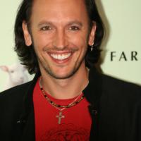 Steve Valentine