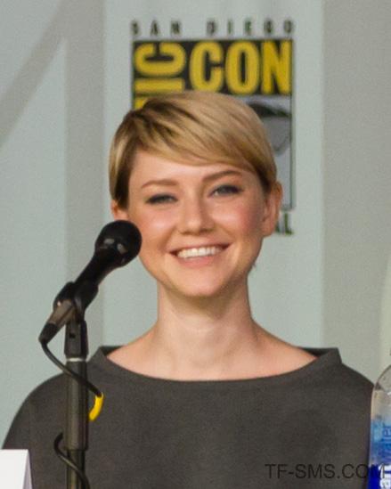 Valorie Curry